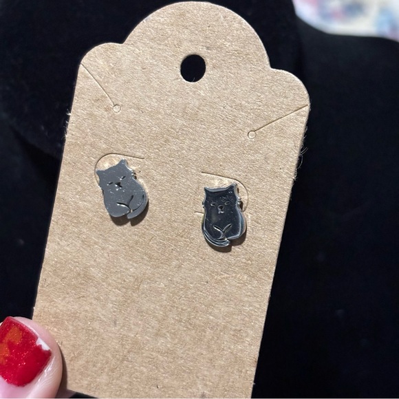 Chonky Sitting Cat-Stainless Steel, Stud-Style Earrings, Cat Kitty Silouhette! - Picture 5 of 7